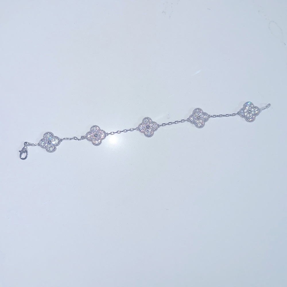 Van Cleef and Arpels white gold bracelet